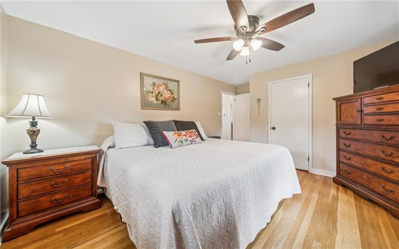 259 Bethel Rd, Irwin, 15642, 2 Bedrooms Bedrooms, 6 Rooms Rooms,2 BathroomsBathrooms,Residential,For Sale,Bethel Rd,1699657