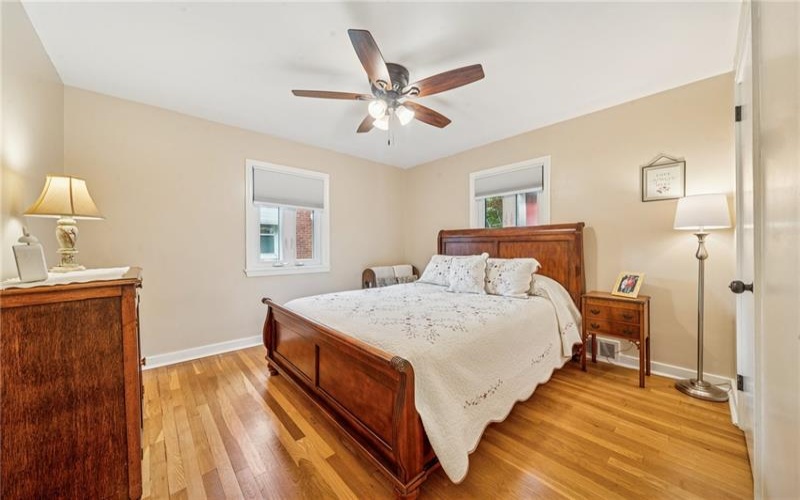 259 Bethel Rd, Irwin, 15642, 2 Bedrooms Bedrooms, 6 Rooms Rooms,2 BathroomsBathrooms,Residential,For Sale,Bethel Rd,1699657