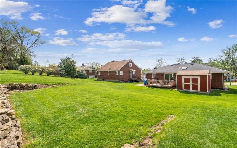 259 Bethel Rd, Irwin, 15642, 2 Bedrooms Bedrooms, 6 Rooms Rooms,2 BathroomsBathrooms,Residential,For Sale,Bethel Rd,1699657
