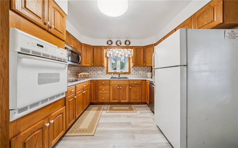 259 Bethel Rd, Irwin, 15642, 2 Bedrooms Bedrooms, 6 Rooms Rooms,2 BathroomsBathrooms,Residential,For Sale,Bethel Rd,1699657