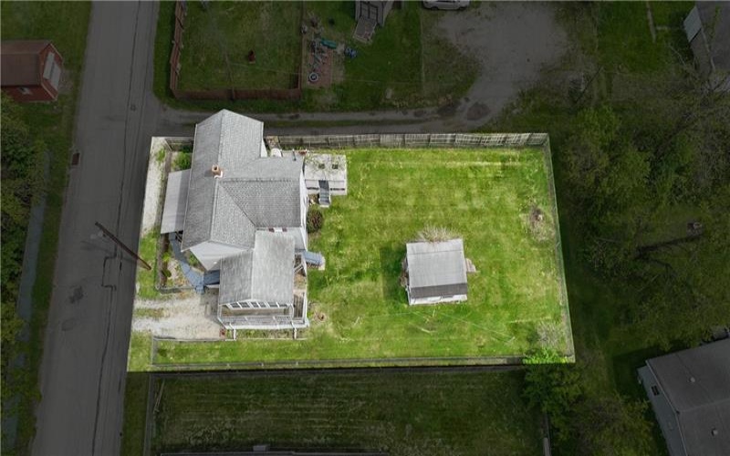 10 Cross Street, New Salem, 15468, 3 Bedrooms Bedrooms, 9 Rooms Rooms,2.1 BathroomsBathrooms,Residential,For Sale,Cross Street,1699990