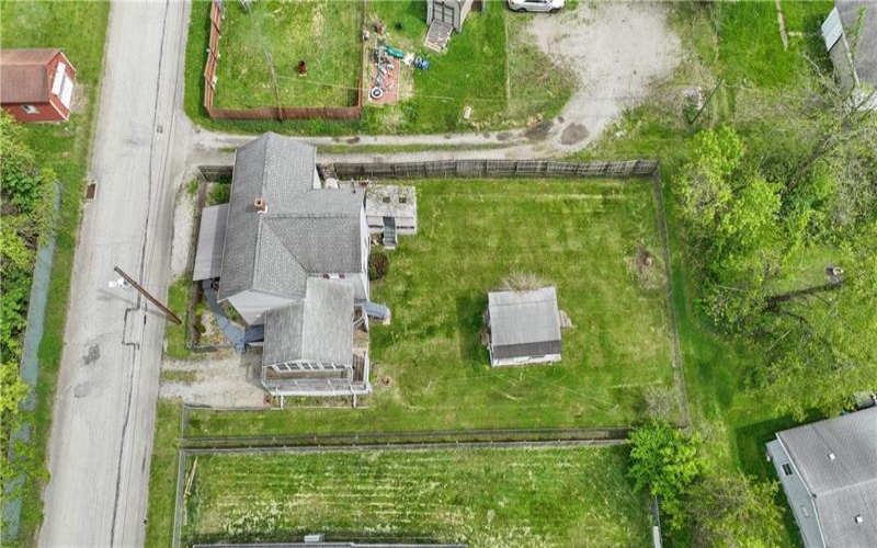 10 Cross Street, New Salem, 15468, 3 Bedrooms Bedrooms, 9 Rooms Rooms,2.1 BathroomsBathrooms,Residential,For Sale,Cross Street,1699990