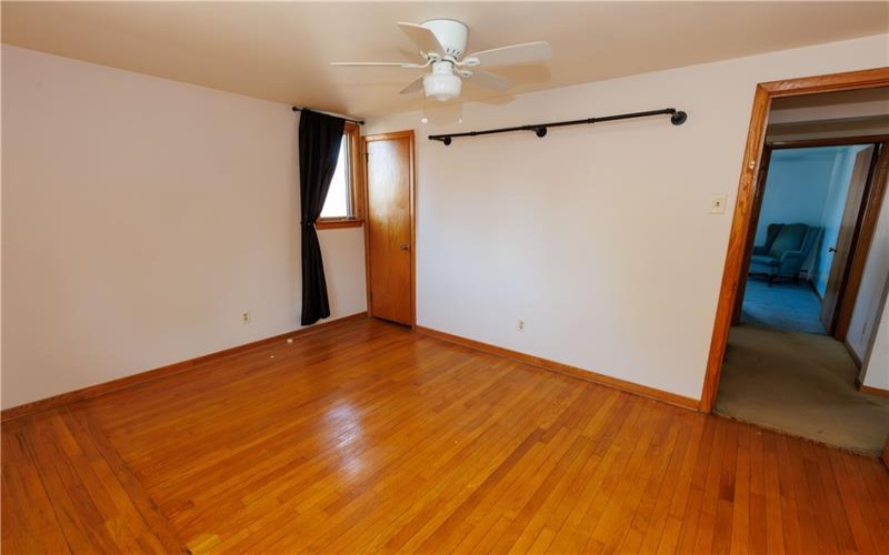 813 Green St, California, 15419, 4 Bedrooms Bedrooms, 12 Rooms Rooms,1.2 BathroomsBathrooms,Residential,For Sale,Green St,1700086