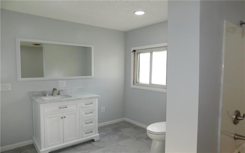 140 Center Avenue, Uniontown, 15401, 3 Bedrooms Bedrooms, ,1.1 BathroomsBathrooms,Residential,For Sale,Center Avenue,1700114