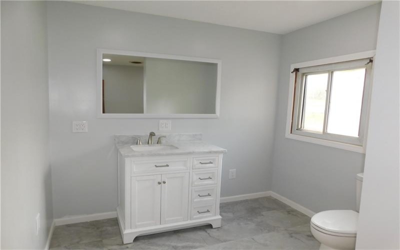 140 Center Avenue, Uniontown, 15401, 3 Bedrooms Bedrooms, ,1.1 BathroomsBathrooms,Residential,For Sale,Center Avenue,1700114