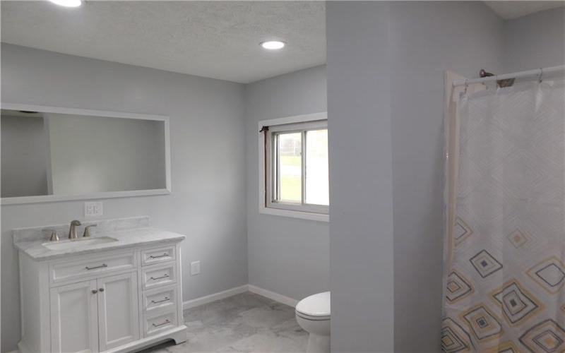 140 Center Avenue, Uniontown, 15401, 3 Bedrooms Bedrooms, ,1.1 BathroomsBathrooms,Residential,For Sale,Center Avenue,1700114