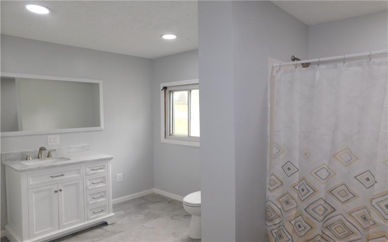 140 Center Avenue, Uniontown, 15401, 3 Bedrooms Bedrooms, ,1.1 BathroomsBathrooms,Residential,For Sale,Center Avenue,1700114