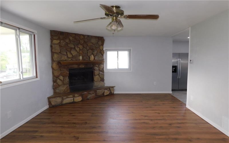 140 Center Avenue, Uniontown, 15401, 3 Bedrooms Bedrooms, ,1.1 BathroomsBathrooms,Residential,For Sale,Center Avenue,1700114