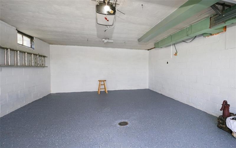 1104 Bennett Ave, Jeannette, 15644, 3 Bedrooms Bedrooms, ,1.1 BathroomsBathrooms,Residential,For Sale,Bennett Ave,1700153