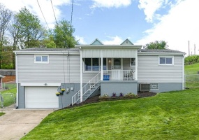 1104 Bennett Ave, Jeannette, 15644, 3 Bedrooms Bedrooms, ,1.1 BathroomsBathrooms,Residential,For Sale,Bennett Ave,1700153