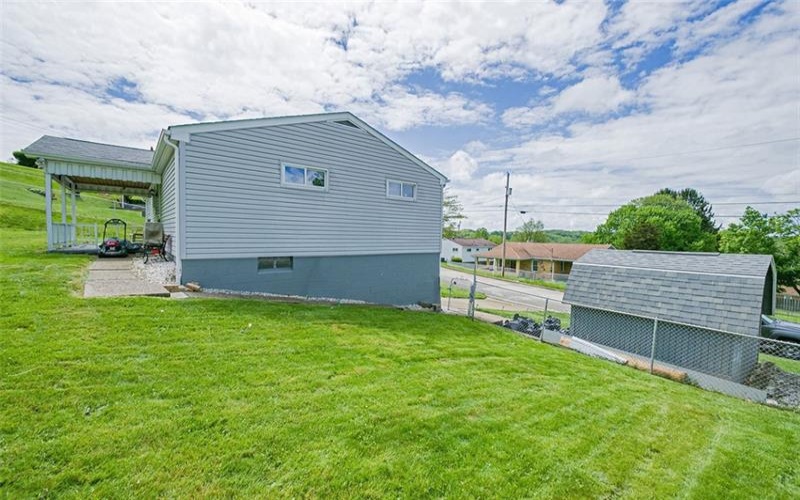 1104 Bennett Ave, Jeannette, 15644, 3 Bedrooms Bedrooms, ,1.1 BathroomsBathrooms,Residential,For Sale,Bennett Ave,1700153
