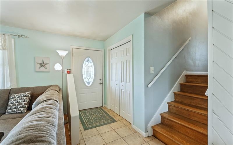 611 Cedar Grove Rd, Burgettstown, 15021, 4 Bedrooms Bedrooms, 10 Rooms Rooms,1.1 BathroomsBathrooms,Residential,For Sale,Cedar Grove Rd,1700171