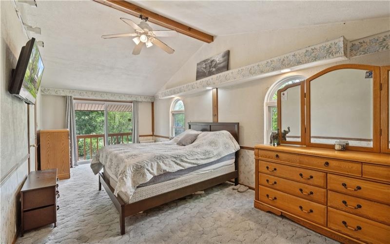 611 Cedar Grove Rd, Burgettstown, 15021, 4 Bedrooms Bedrooms, 10 Rooms Rooms,1.1 BathroomsBathrooms,Residential,For Sale,Cedar Grove Rd,1700171