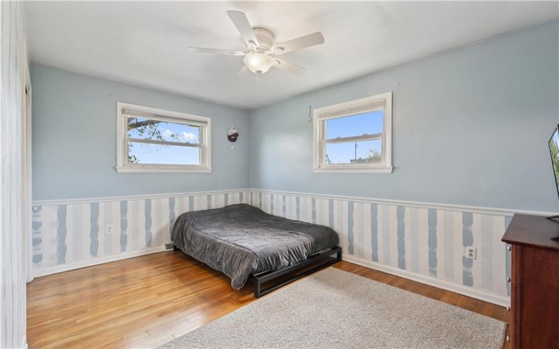 611 Cedar Grove Rd, Burgettstown, 15021, 4 Bedrooms Bedrooms, 10 Rooms Rooms,1.1 BathroomsBathrooms,Residential,For Sale,Cedar Grove Rd,1700171