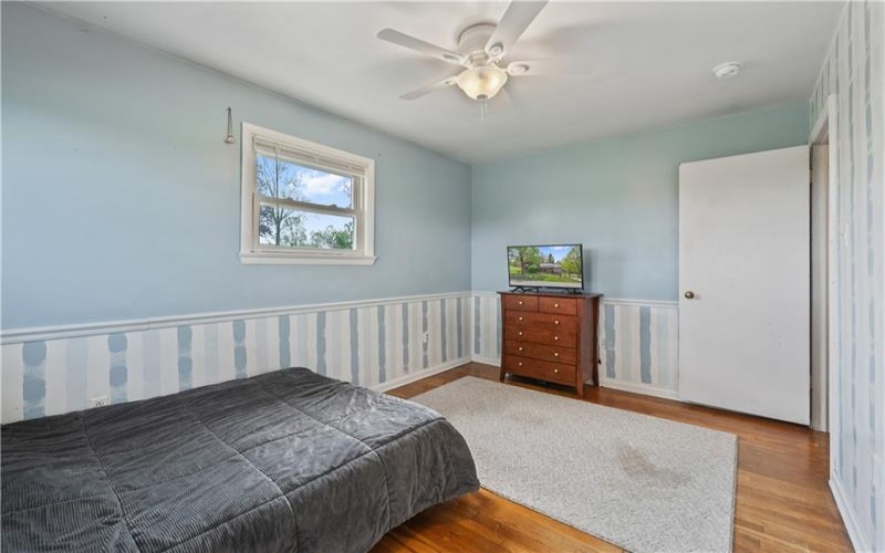 611 Cedar Grove Rd, Burgettstown, 15021, 4 Bedrooms Bedrooms, 10 Rooms Rooms,1.1 BathroomsBathrooms,Residential,For Sale,Cedar Grove Rd,1700171