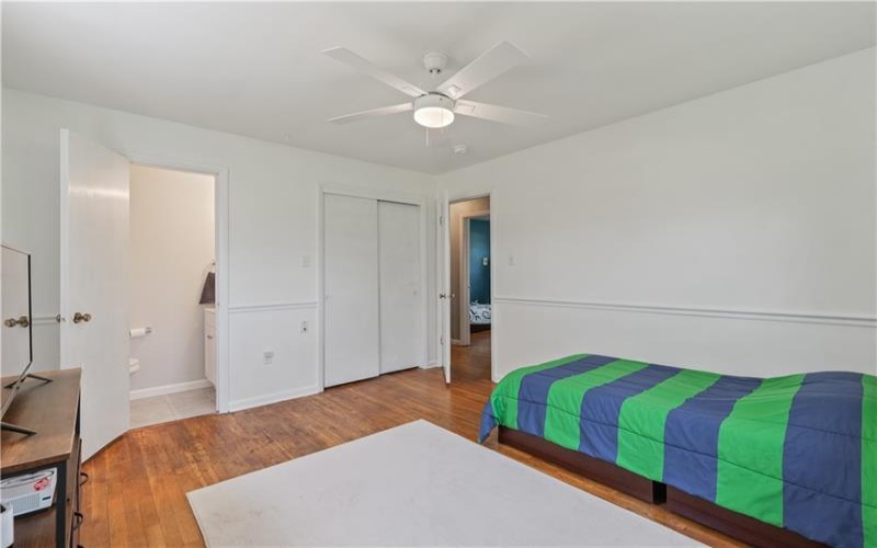 611 Cedar Grove Rd, Burgettstown, 15021, 4 Bedrooms Bedrooms, 10 Rooms Rooms,1.1 BathroomsBathrooms,Residential,For Sale,Cedar Grove Rd,1700171