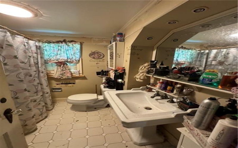 444 Franklin Farms Rd, Washington, 15301, 3 Bedrooms Bedrooms, 9 Rooms Rooms,1.1 BathroomsBathrooms,Residential,For Sale,Franklin Farms Rd,1671586
