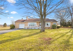 726 Stoystown Rd, Somerset, 15501, 3 Bedrooms Bedrooms, ,1 BathroomBathrooms,Residential,For Sale,Stoystown Rd,1683732