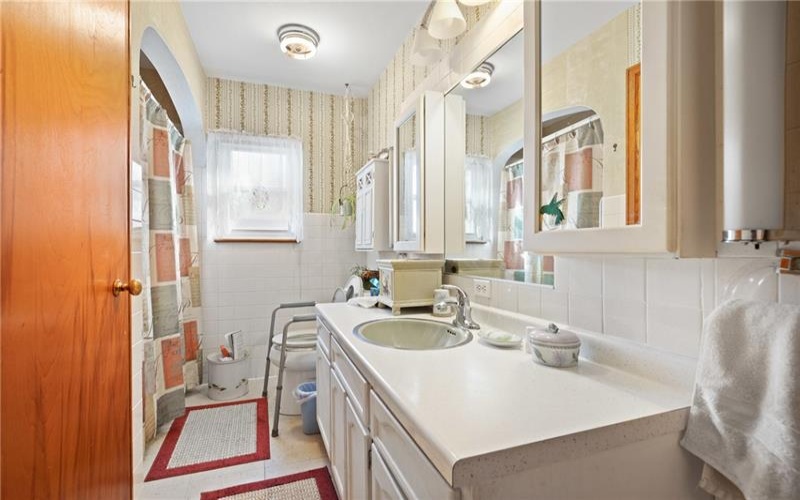 726 Stoystown Rd, Somerset, 15501, 3 Bedrooms Bedrooms, ,1 BathroomBathrooms,Residential,For Sale,Stoystown Rd,1683732