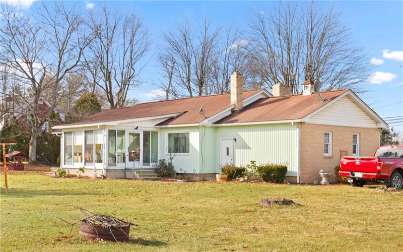 726 Stoystown Rd, Somerset, 15501, 3 Bedrooms Bedrooms, ,1 BathroomBathrooms,Residential,For Sale,Stoystown Rd,1683732