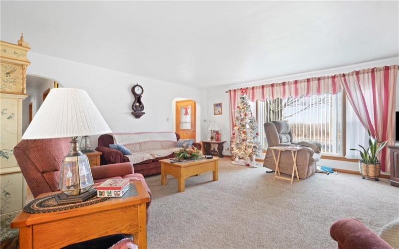 726 Stoystown Rd, Somerset, 15501, 3 Bedrooms Bedrooms, ,1 BathroomBathrooms,Residential,For Sale,Stoystown Rd,1683732
