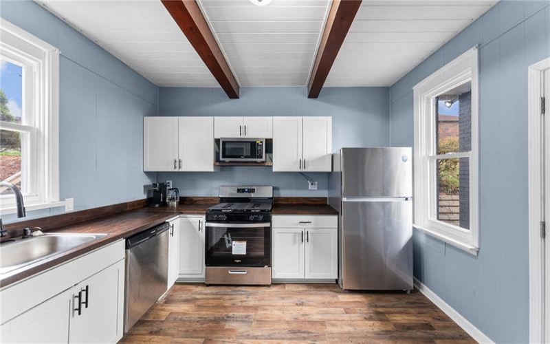 91 Watkins Avenue, Donora, 15033, 3 Bedrooms Bedrooms, 6 Rooms Rooms,1.1 BathroomsBathrooms,Residential,For Sale,Watkins Avenue,1695541