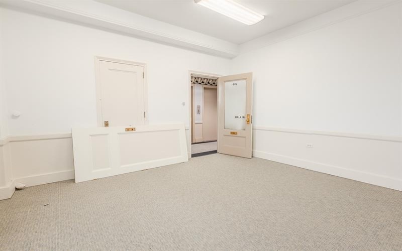 816 Ligonier Street, Suite 402, Latrobe, 15650, ,Commercial-industrial-business,For Sale,Ligonier Street, Suite 402,1699600