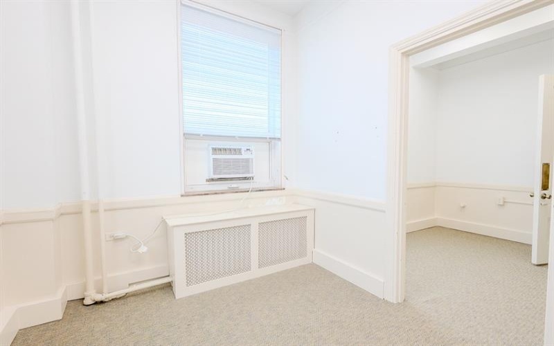 816 Ligonier Street, Suite 402, Latrobe, 15650, ,Commercial-industrial-business,For Sale,Ligonier Street, Suite 402,1699600