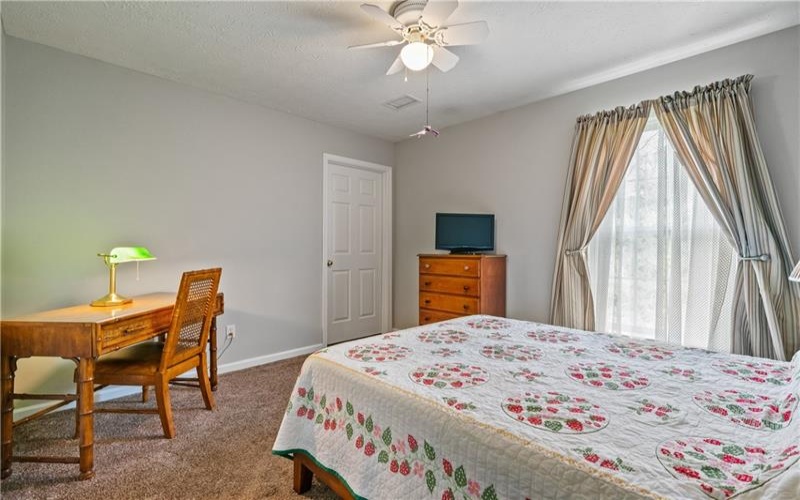 348 Treetop Dr, Canonsburg, 15317, 3 Bedrooms Bedrooms, 9 Rooms Rooms,2.1 BathroomsBathrooms,Residential,For Sale,Treetop Dr,1699877
