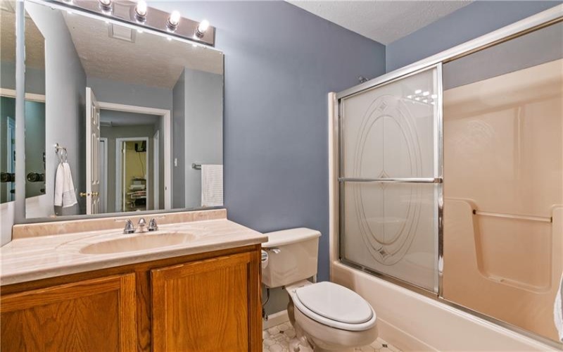 348 Treetop Dr, Canonsburg, 15317, 3 Bedrooms Bedrooms, 9 Rooms Rooms,2.1 BathroomsBathrooms,Residential,For Sale,Treetop Dr,1699877