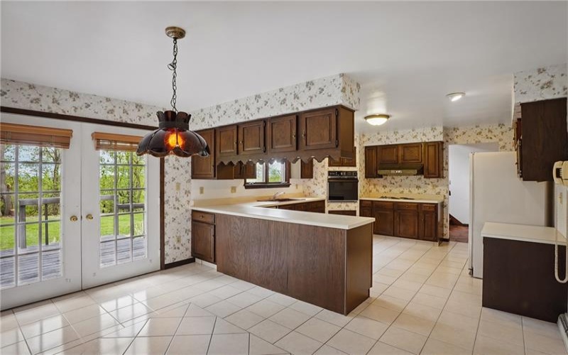 94 Nancy Ln, Canonsburg, 15317, 4 Bedrooms Bedrooms, 12 Rooms Rooms,2.1 BathroomsBathrooms,Residential,For Sale,Nancy Ln,1699883
