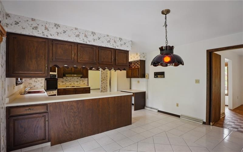94 Nancy Ln, Canonsburg, 15317, 4 Bedrooms Bedrooms, 12 Rooms Rooms,2.1 BathroomsBathrooms,Residential,For Sale,Nancy Ln,1699883