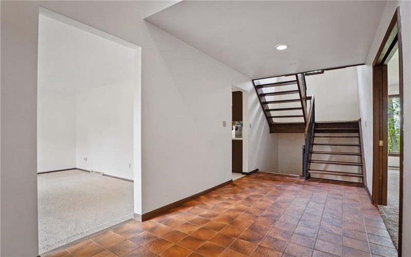 94 Nancy Ln, Canonsburg, 15317, 4 Bedrooms Bedrooms, 12 Rooms Rooms,2.1 BathroomsBathrooms,Residential,For Sale,Nancy Ln,1699883