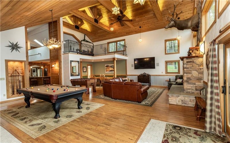 463 Gardner Road, Hidden Valley, 15502, 5 Bedrooms Bedrooms, 13 Rooms Rooms,3 BathroomsBathrooms,Residential,For Sale,Gardner Road,1699998