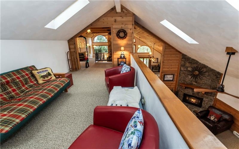 463 Gardner Road, Hidden Valley, 15502, 5 Bedrooms Bedrooms, 13 Rooms Rooms,3 BathroomsBathrooms,Residential,For Sale,Gardner Road,1699998