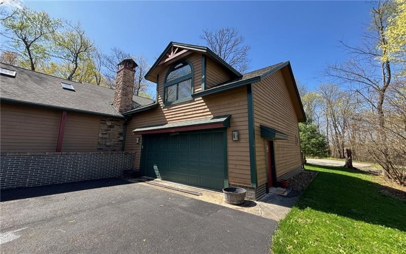 463 Gardner Road, Hidden Valley, 15502, 5 Bedrooms Bedrooms, 13 Rooms Rooms,3 BathroomsBathrooms,Residential,For Sale,Gardner Road,1699998