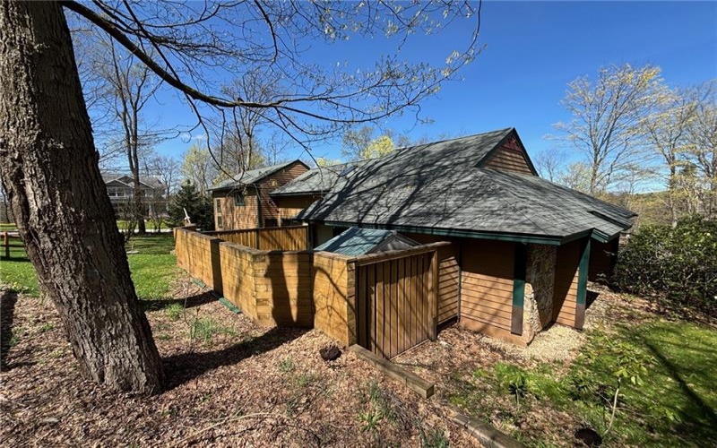 463 Gardner Road, Hidden Valley, 15502, 5 Bedrooms Bedrooms, 13 Rooms Rooms,3 BathroomsBathrooms,Residential,For Sale,Gardner Road,1699998