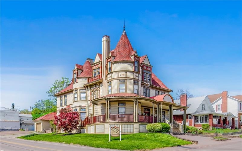 301 Meyers Ave, Meyersdale, 15552, 6 Bedrooms Bedrooms, ,6.2 BathroomsBathrooms,Residential,For Sale,Meyers Ave,1700007