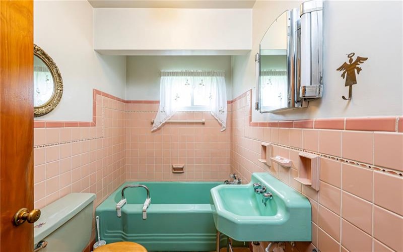 642 Washington Street, Bolivar, 15923, 3 Bedrooms Bedrooms, 6 Rooms Rooms,1.1 BathroomsBathrooms,Residential,For Sale,Washington Street,1700029