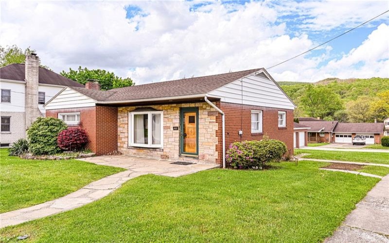 642 Washington Street, Bolivar, 15923, 3 Bedrooms Bedrooms, 6 Rooms Rooms,1.1 BathroomsBathrooms,Residential,For Sale,Washington Street,1700029