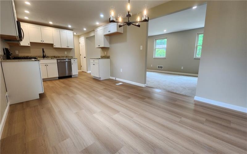 125 Buena Vista, Delmont, 15626, 4 Bedrooms Bedrooms, 9 Rooms Rooms,2 BathroomsBathrooms,Residential,For Sale,Buena Vista,1700049