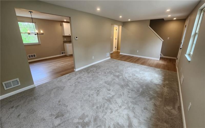 125 Buena Vista, Delmont, 15626, 4 Bedrooms Bedrooms, 9 Rooms Rooms,2 BathroomsBathrooms,Residential,For Sale,Buena Vista,1700049