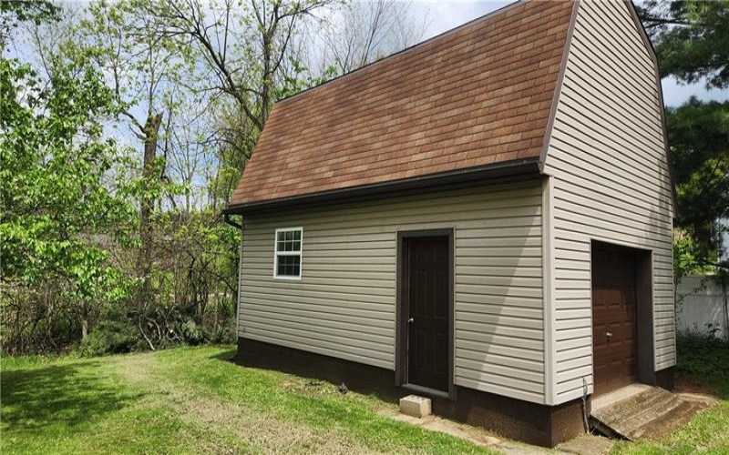 125 Buena Vista, Delmont, 15626, 4 Bedrooms Bedrooms, 9 Rooms Rooms,2 BathroomsBathrooms,Residential,For Sale,Buena Vista,1700049