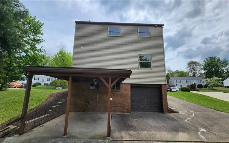 125 Buena Vista, Delmont, 15626, 4 Bedrooms Bedrooms, 9 Rooms Rooms,2 BathroomsBathrooms,Residential,For Sale,Buena Vista,1700049