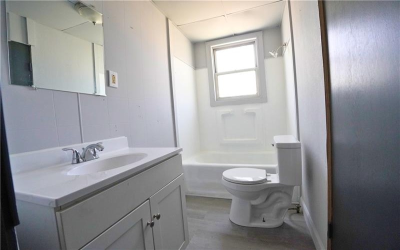 183 Sherman Ave, Vandergrift, 15690, ,Multi-unit,For Sale,Sherman Ave,1700150