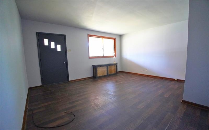 183 Sherman Ave, Vandergrift, 15690, ,Multi-unit,For Sale,Sherman Ave,1700150