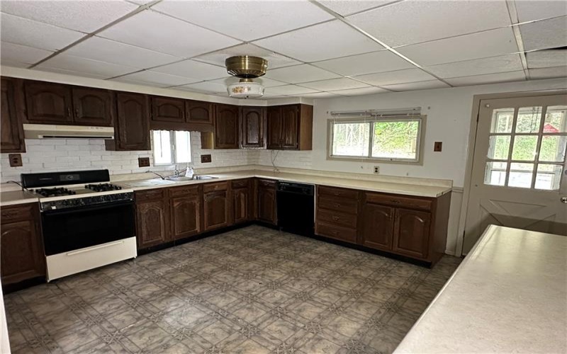 15013 Murrysville Rd, Trafford, 15085, 2 Bedrooms Bedrooms, 4 Rooms Rooms,1 BathroomBathrooms,Residential,For Sale,Murrysville Rd,1700159