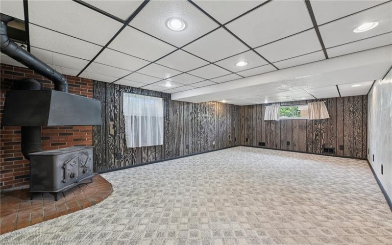 153 Sunrise Dr, Irwin, 15642, 3 Bedrooms Bedrooms, 6 Rooms Rooms,1.2 BathroomsBathrooms,Residential,For Sale,Sunrise Dr,1700177