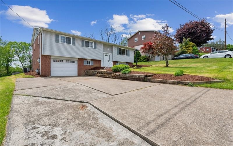 153 Sunrise Dr, Irwin, 15642, 3 Bedrooms Bedrooms, 6 Rooms Rooms,1.2 BathroomsBathrooms,Residential,For Sale,Sunrise Dr,1700177