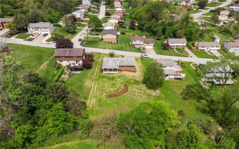 153 Sunrise Dr, Irwin, 15642, 3 Bedrooms Bedrooms, 6 Rooms Rooms,1.2 BathroomsBathrooms,Residential,For Sale,Sunrise Dr,1700177